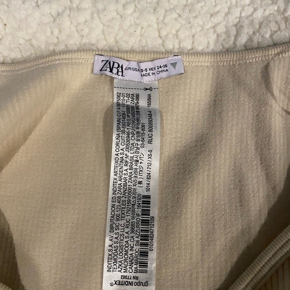 Zara cropped long sleeve - Picture 4 of 4